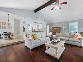1211 Falcon Ledge DR, Austin TX 78746