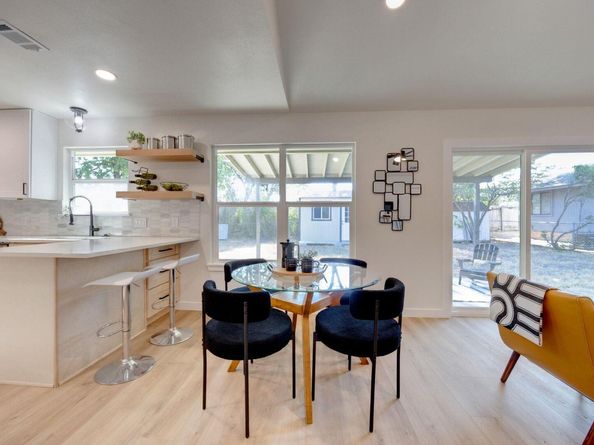 10003 Quail Hutch DR, Austin TX 78758