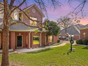 5515 Davis LN 32, Austin TX 78749