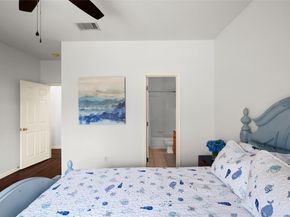 5515 Davis LN 32, Austin TX 78749