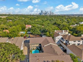 1307 Norwalk LN 104, Austin TX 78703