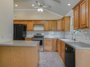 519 Cowal DR S, Spicewood TX 78669