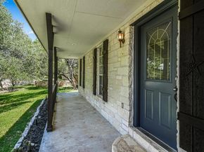 519 Cowal DR S, Spicewood TX 78669