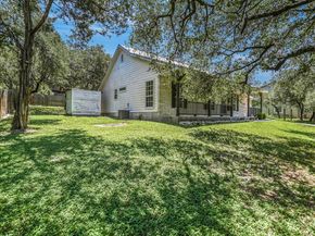 519 Cowal DR S, Spicewood TX 78669
