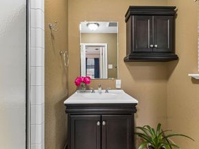 6902 Notre Dame DR, Austin TX 78723