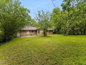 6902 Notre Dame DR, Austin TX 78723