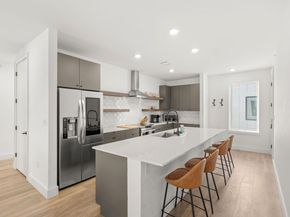 2709 E 5th ST 1306, Austin TX 78702