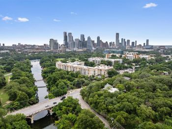 1900 Barton Springs RD