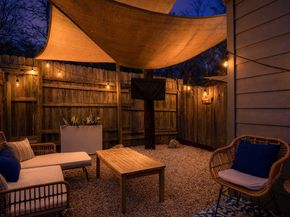 1912 Lightsey RD 5, Austin TX 78704