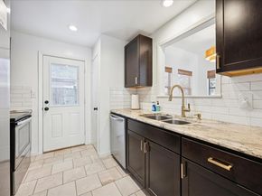 3202 French PL, Austin TX 78722