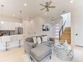 2006 Sl Davis Ave 2, Austin TX 78702