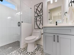 2006 Sl Davis Ave 2, Austin TX 78702