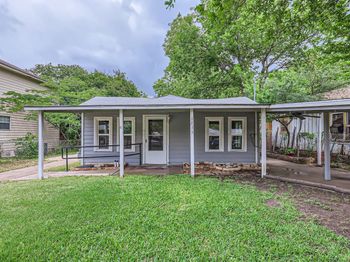 1313 Perez ST