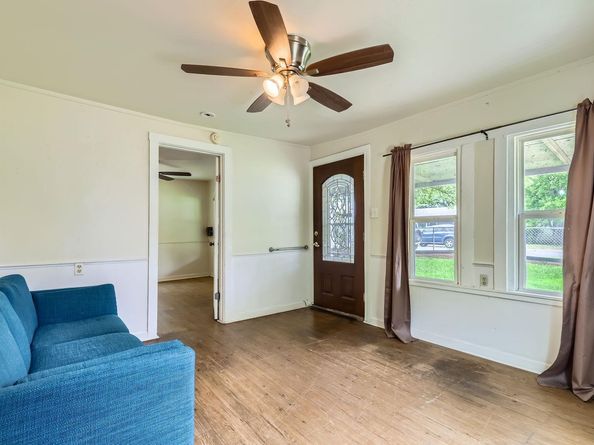 1313 Perez ST, Austin TX 78721