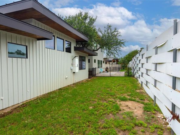 420 Starlight Village LOOP, Leander TX 78641