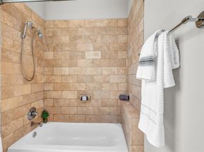 5325 Sendero Hills PKWY, Austin TX 78724
