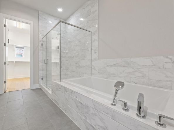 1301 Town Creek DR 2, Austin TX 78741