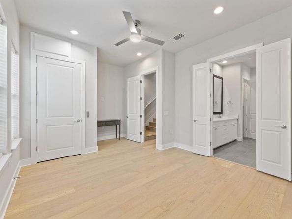 1301 Town Creek DR 2, Austin TX 78741