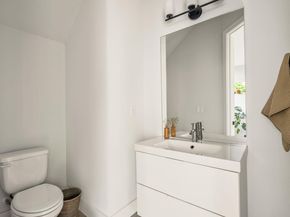 1416 W 51st ST 1, Austin TX 78756
