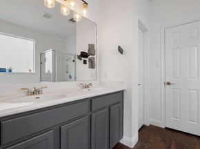 1819 Village Oak CT, Austin TX 78704