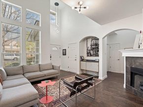 1819 Village Oak CT, Austin TX 78704