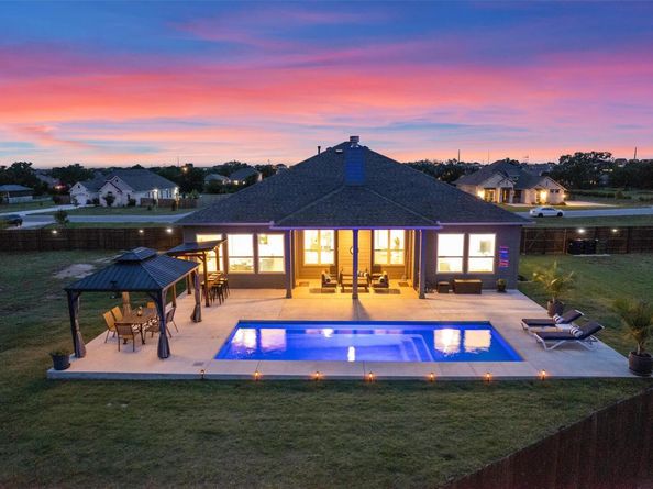 3528 Twinspur ST, Leander TX 78641