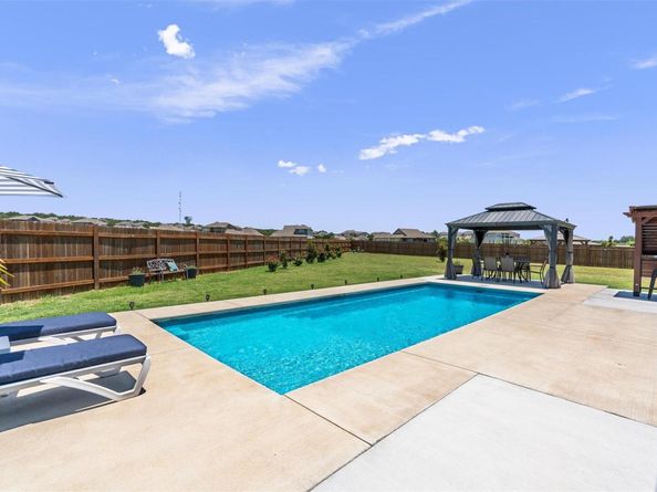 3528 Twinspur ST, Leander TX 78641