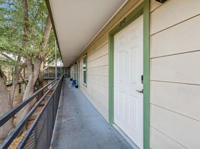 2021 Bluebonnet LN 210, Austin TX 78704