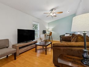 2021 Bluebonnet LN 210, Austin TX 78704