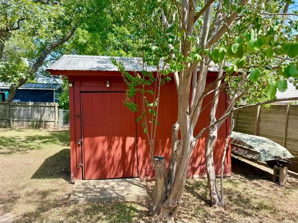 908 Redd ST, Austin TX 78745