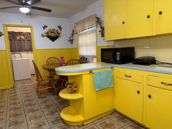 908 Redd ST, Austin TX 78745