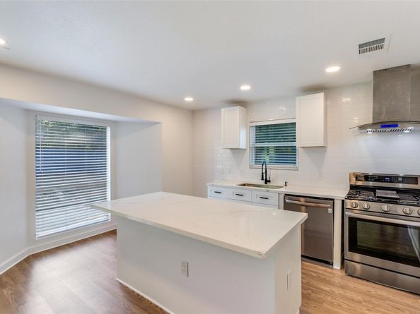 1107 Chesapeake DR, Austin TX 78758