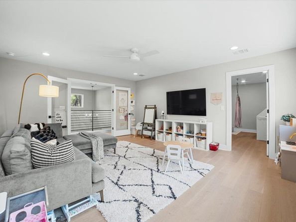 2906 Allison DR, Austin TX 78741