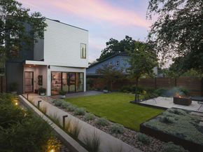 1911 E 10th ST, Austin TX 78702