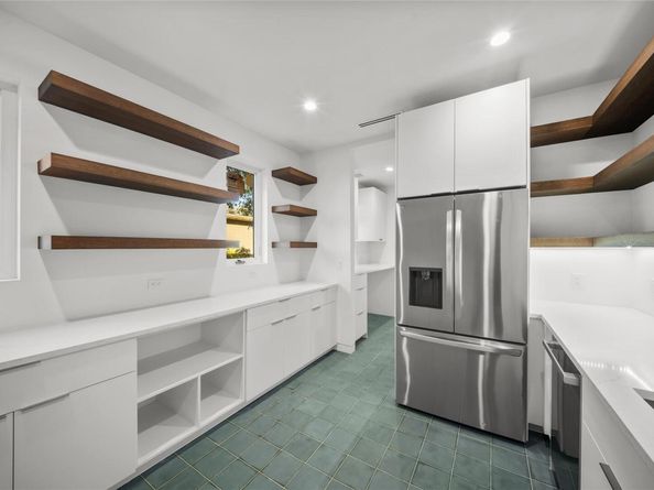 2904 Westhill DR, Austin TX 78704