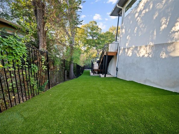 2904 Westhill DR, Austin TX 78704