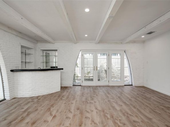 4202 N Hills DR, Austin TX 78731