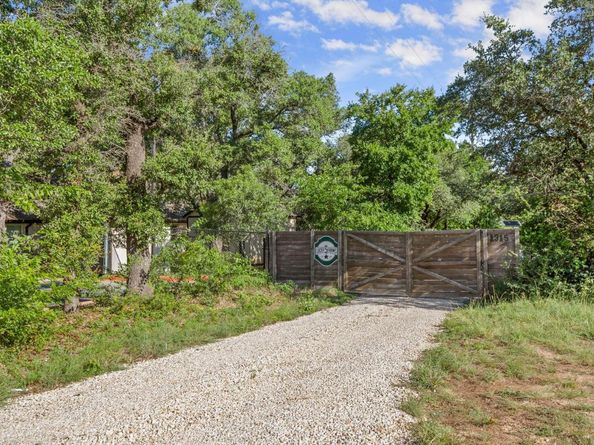 1315 W New Hope DR, Cedar Park TX 78613