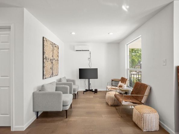 1315 W New Hope DR, Cedar Park TX 78613