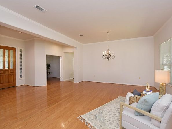 108 High Trail DR, Georgetown TX 78633