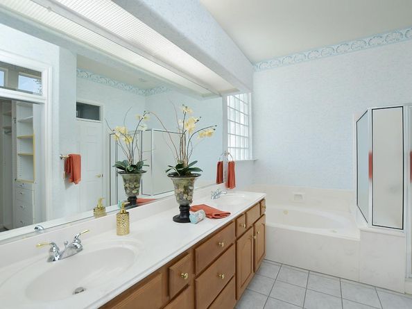 108 High Trail DR, Georgetown TX 78633