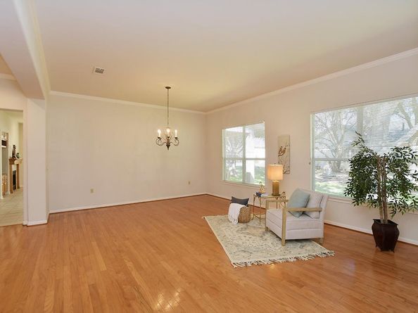 108 High Trail DR, Georgetown TX 78633