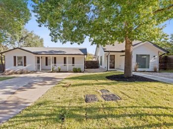 3404 Thomas Kincheon ST