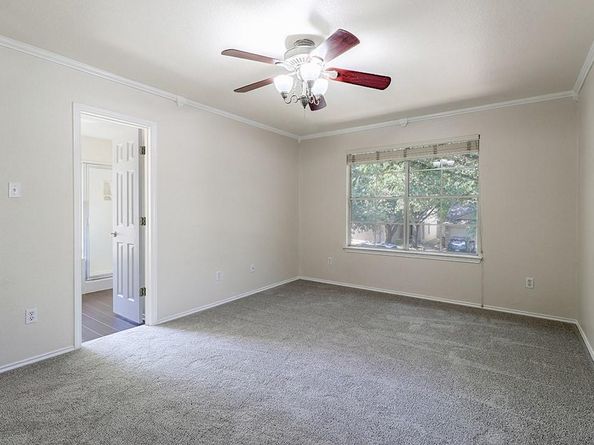 11241 Pardoners Tale LN, Austin TX 78748
