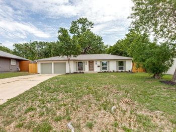 5711 Wellington DR