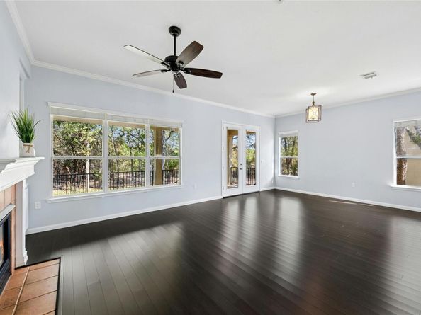 111 Yaupon LN, Georgetown TX 78633