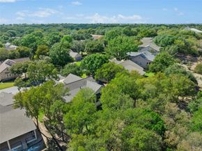 111 Yaupon LN, Georgetown TX 78633