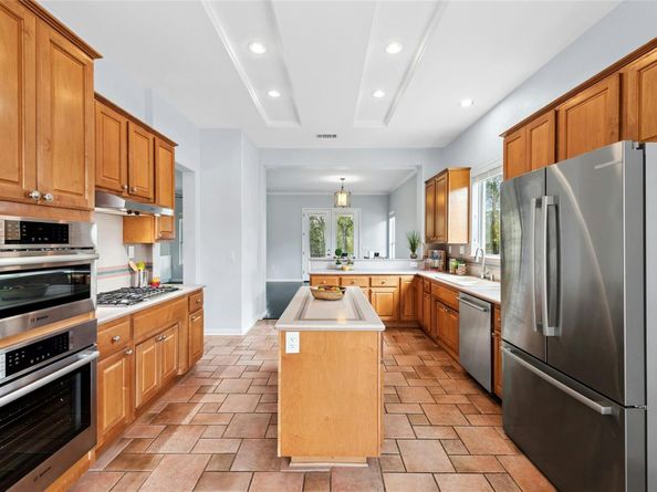 111 Yaupon LN, Georgetown TX 78633