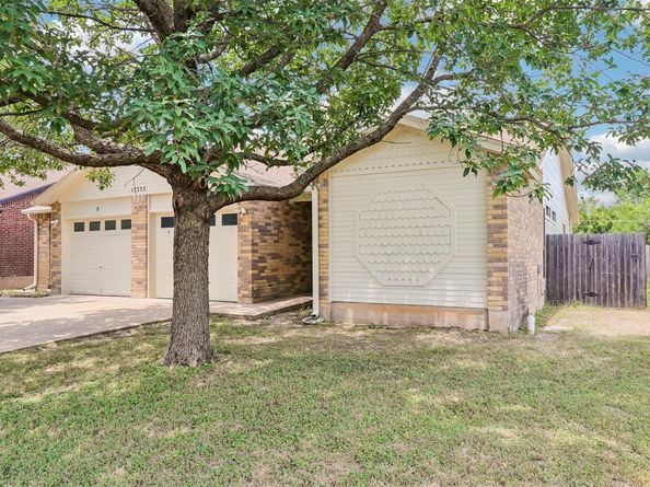 13355 Water Oak LN, Austin TX 78729