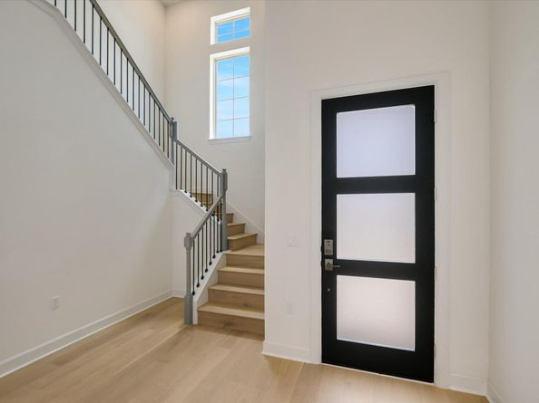 1809 Mazarro DR 11, Leander TX 78641